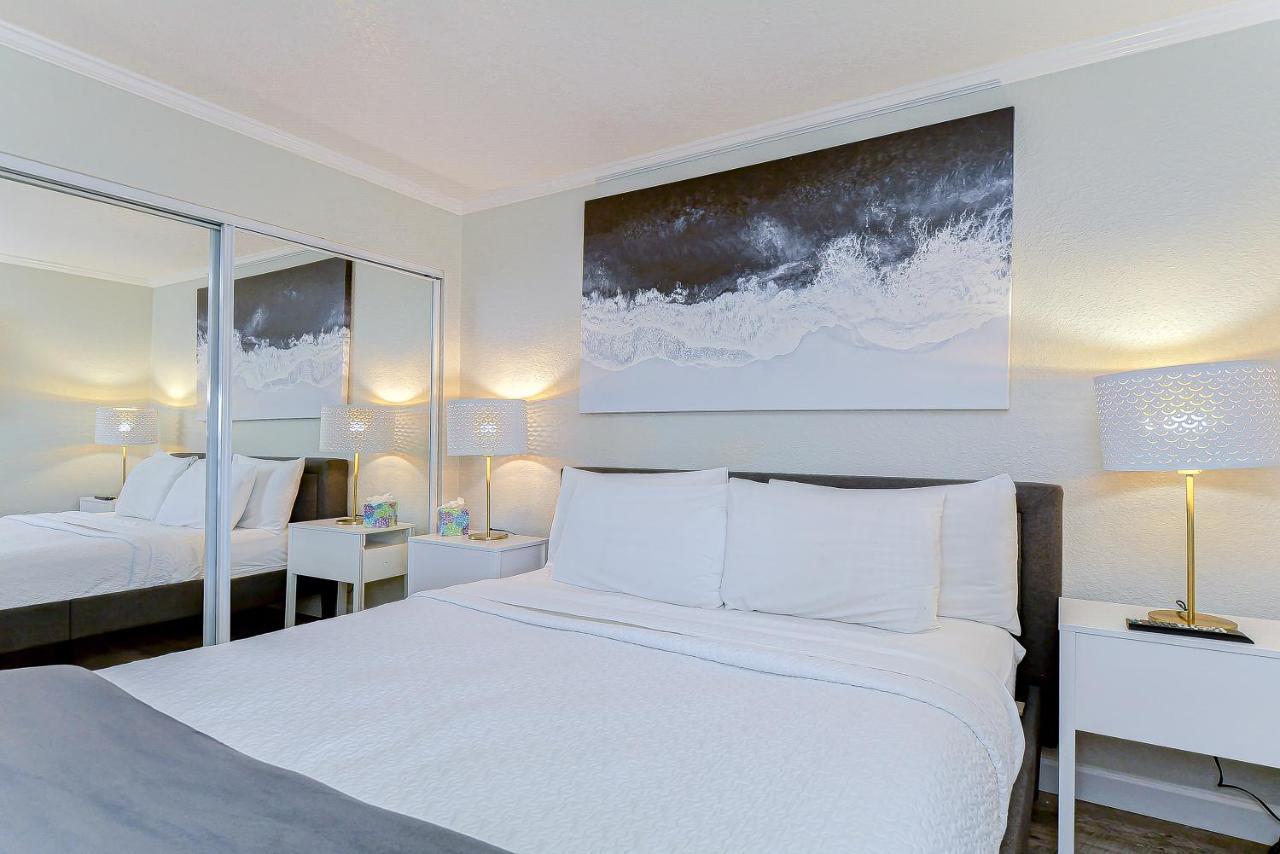 441-Waterfront, Amazing Views, Wifi, Pool And Close To Bucs Stadium タンパ エクステリア 写真